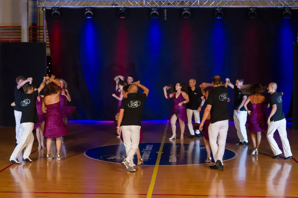 scuola-di-ballo-fuego-latino-notte-dei-saggi-01 (1)_risultato